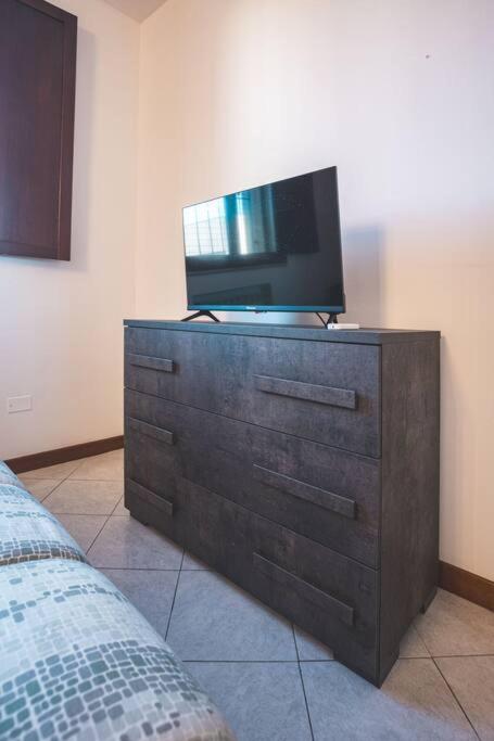La Corte Apartment Monza - Milano + Free Wi-Fi Lissone Esterno foto